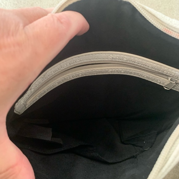 Stone Mountain Leather Bag - Picture 4 of 4